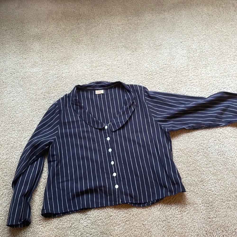 Cute linen button down